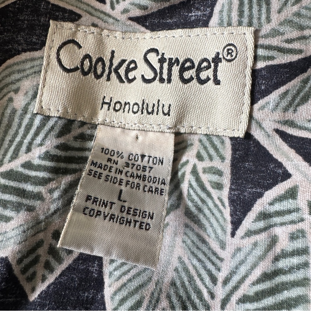 Cooke Street Reverse Print Hawaiian Aloha Shirt Black Monstera Leaf Men's L - Picture 7 of 9